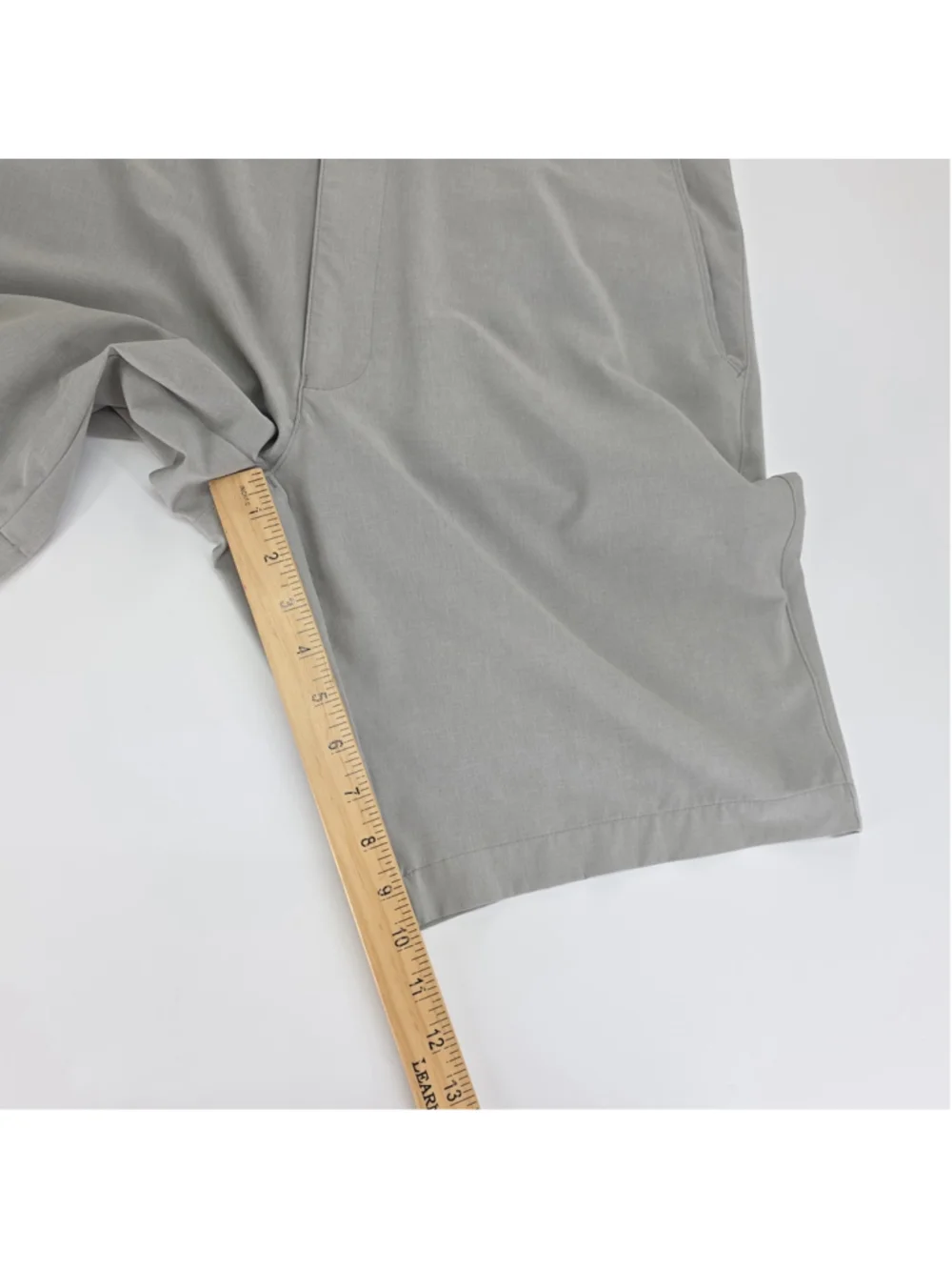 Peter Millar Featherweight Performance Shorts Mens 36 Gray Stretch Golf UPF 50+